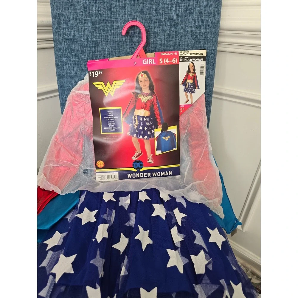 DC Comics Wonder Woman Girls Costume 4pc Set Dress Cape Headpiece Small 4-6